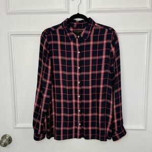 Banana Republic Women’s Navy and Pink Plaid Shirt, Size Large